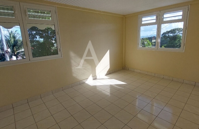 Location Appartement 87.74m&sup2; 4 pi&egrave;ces Fort de france