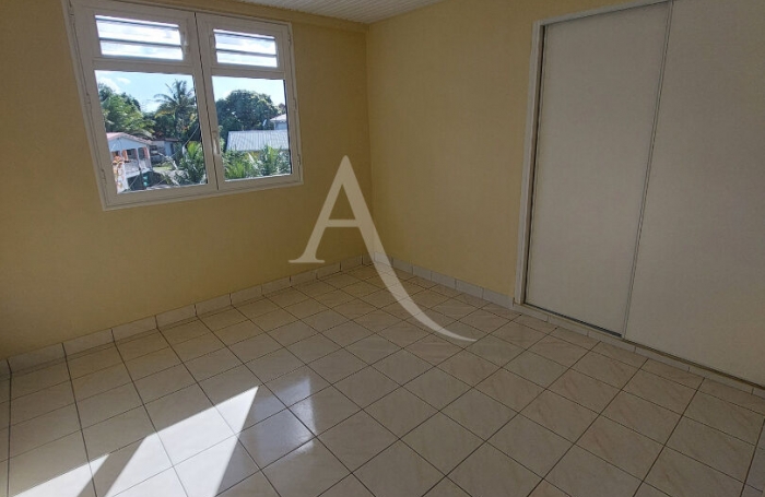 Location Appartement 87.74m&sup2; 4 pi&egrave;ces Fort de france