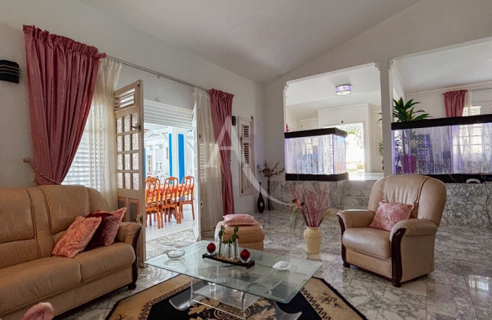 Vente Maison 412.27m² 10 pièces Schoelcher