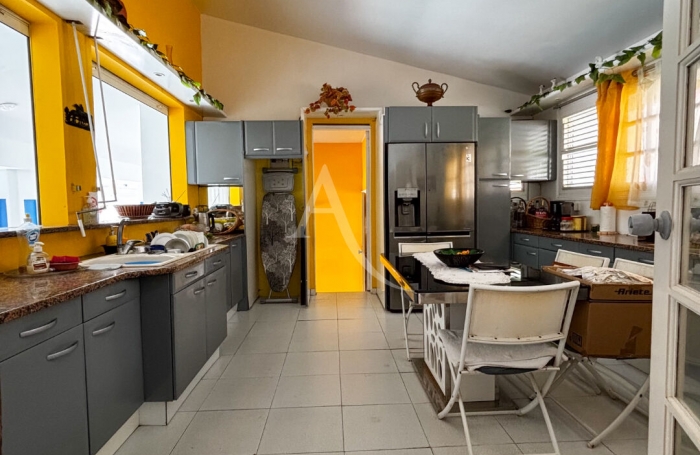 Vente Maison 412.27m² 10 pièces Schoelcher