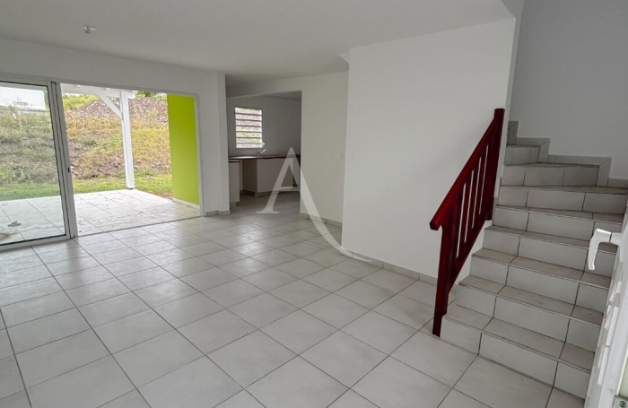 Location Maison 85.09m² 4 pièces Le Diamant