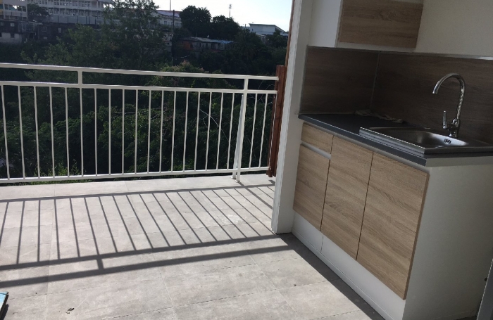 Studio tout compris eau et &eacute;lectricit&eacute; &agrave; Bellevue - FORT DE FRANCE