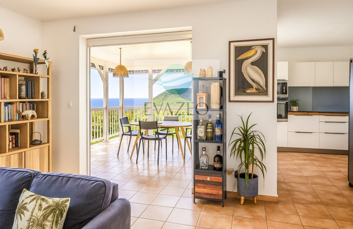 Villa vue mer r&eacute;nov&eacute;e - Piscine - 800m plage - LES ANSES D'ARLET