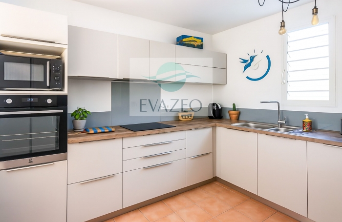 Villa vue mer r&eacute;nov&eacute;e - Piscine - 800m plage - LES ANSES D'ARLET