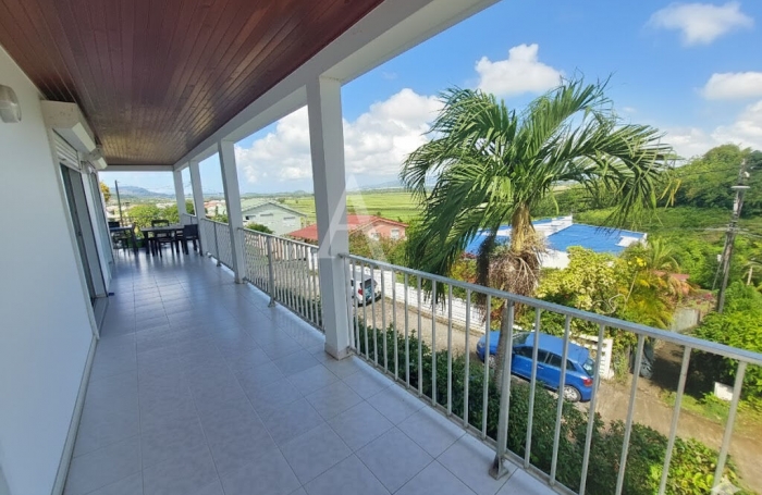 Vente Maison 95.61m&sup2; 4 pi&egrave;ces Rivi&egrave;re Sal&eacute;e