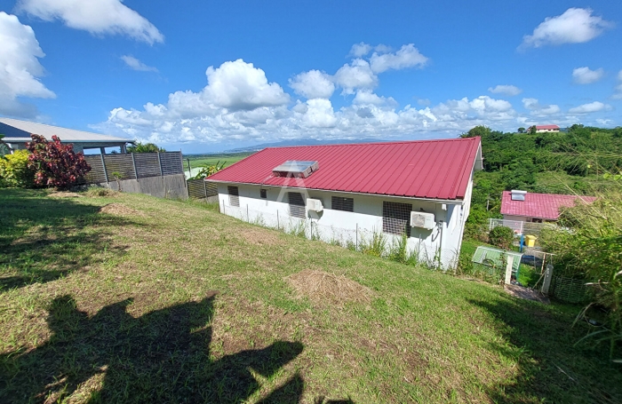 Vente Maison 95.61m&sup2; 4 pi&egrave;ces Rivi&egrave;re Sal&eacute;e