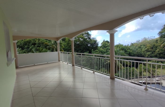 Spacieux Haut de villa T4- quartier Micolo Case Pilote