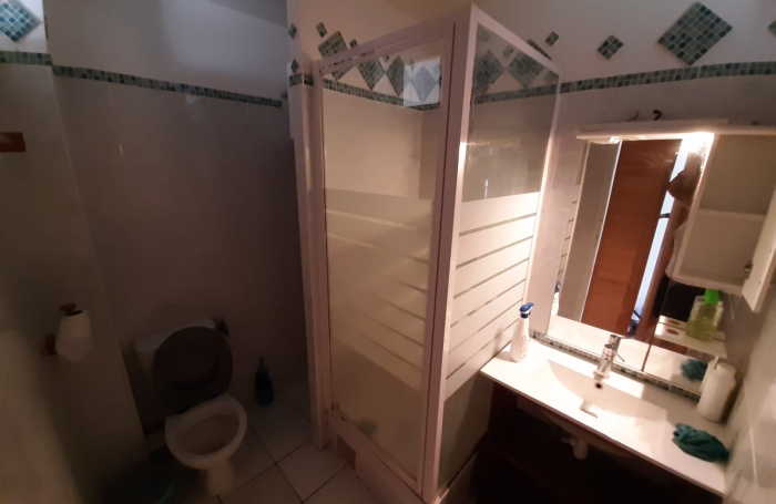 T2 vendu avec locataire en place - Case Navire - SCHOELCHER