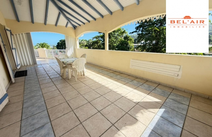 Vente Maison 210.00m&sup2; 6 pièces Le Robert