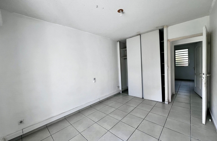 Vente Appartement 60m&sup2; 3 pi&egrave;ces Fort de france