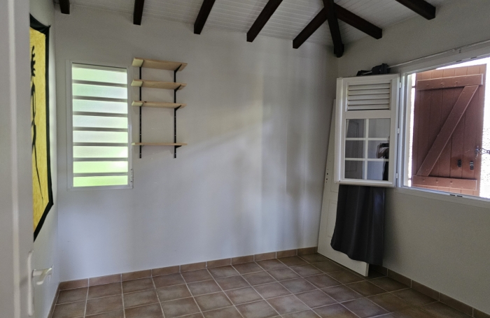 VILLA  T3 AVEC PISCINE + T2 INDEPENDANT