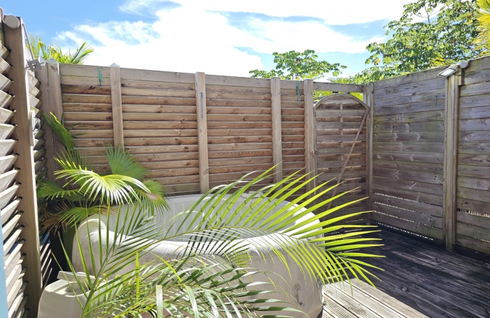 VILLA  T3 AVEC PISCINE + T2 INDEPENDANT