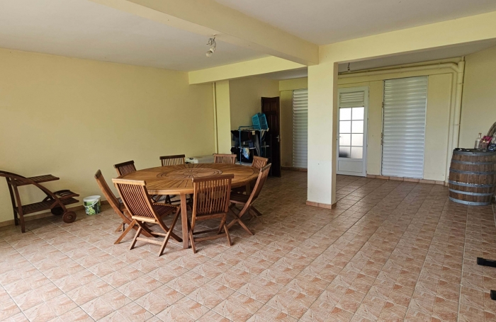 Grande maison F6+F2 avec vue mer et garage