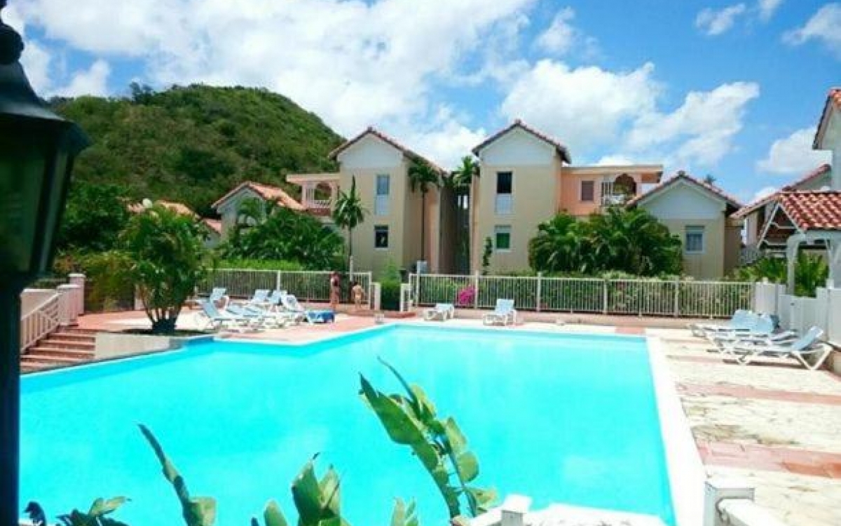 A VENDRE APPART T4 EN DUPLEX SAINTE-ANNE