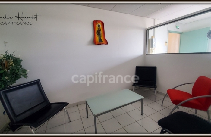 Location Bureaux 9m&sup2; 1 pièce Le Lamentin