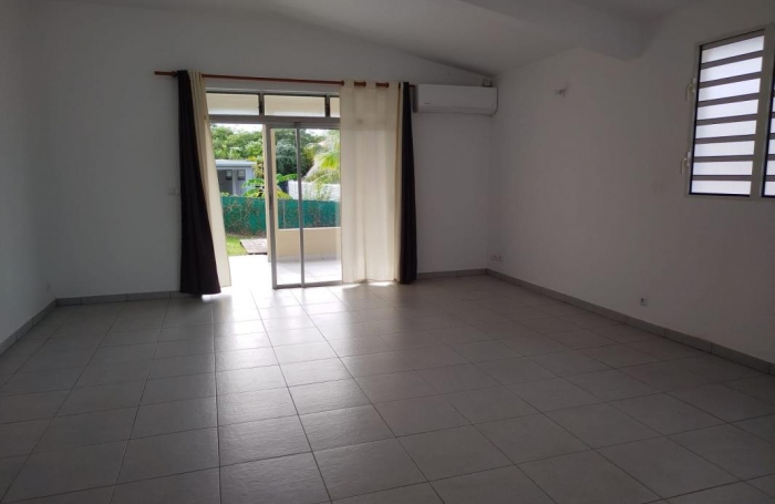 Location Maison 73m&sup2; 3 pièces Sainte Anne