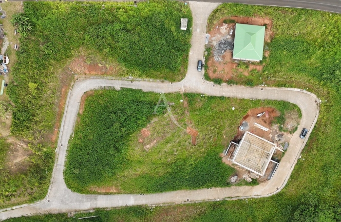 Vente Terrain 701m&sup2; Ducos