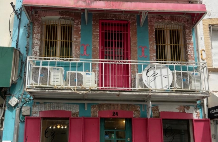 MAISON de VILLE Professionnel ou Habitation