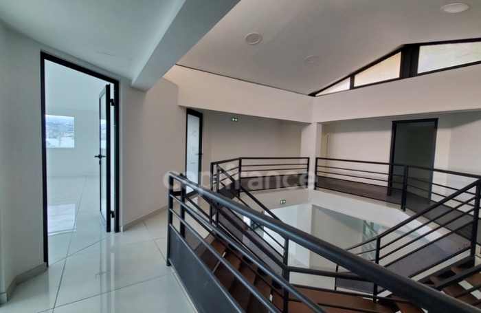 Location Bureaux 46m&sup2; 1 pièce Fort de france