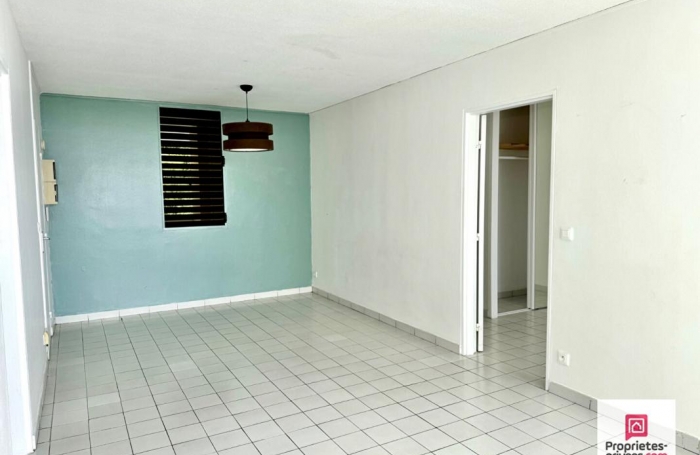 Vente Appartement 49.27m&sup2; 2 pièces Fort de france