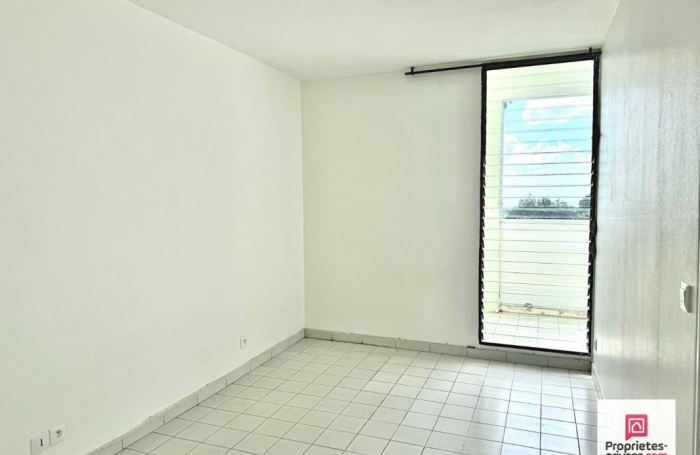 Vente Appartement 49.27m&sup2; 2 pièces Fort de france