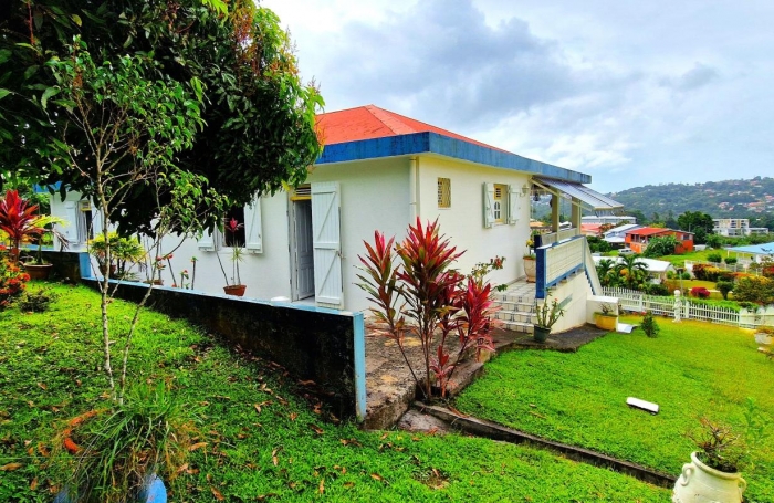 Vente Maison 123m&sup2; 4 pièces Saint-Joseph