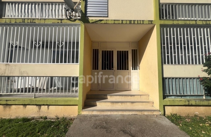 Vente Appartement 55m&sup2; 3 pièces Fort de france