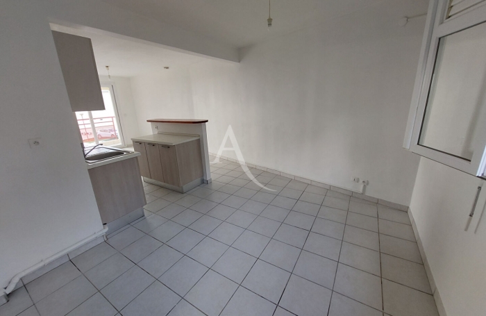 Vente Appartement 31.22m&sup2; 1 pi&egrave;ce Le Lamentin