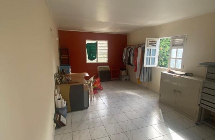 Vente Maison 340m&sup2; 6 pièces Fort de france