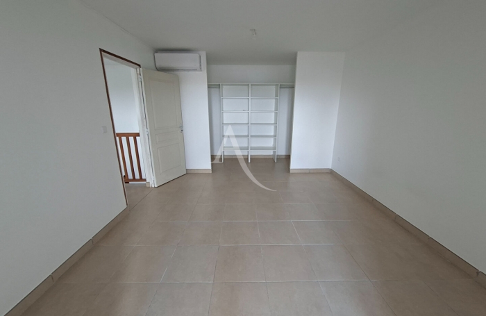 Location Appartement 90.13m&sup2; 3 pi&egrave;ces Fort de france