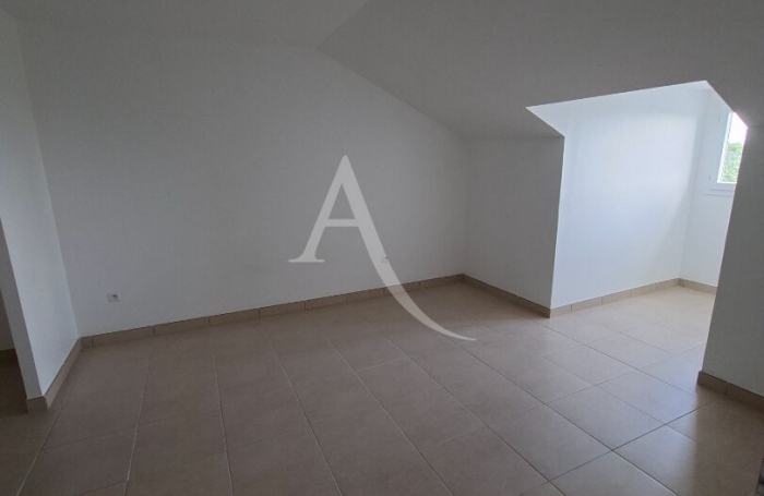 Location Appartement 90.13m&sup2; 3 pi&egrave;ces Fort de france