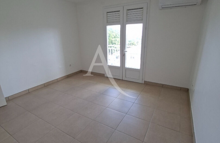 Location Appartement 90.13m&sup2; 3 pi&egrave;ces Fort de france