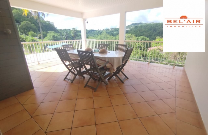 Vente Maison 176.50m&sup2; 8 pièces Ducos