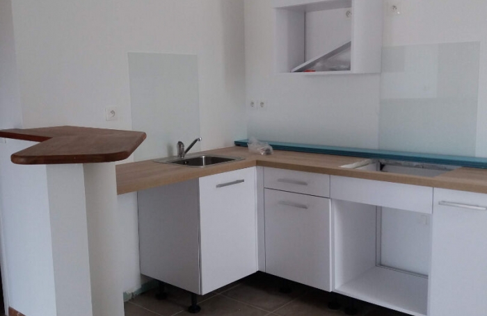 Location Appartement 70m&sup2; 3 pi&egrave;ces Fort de france