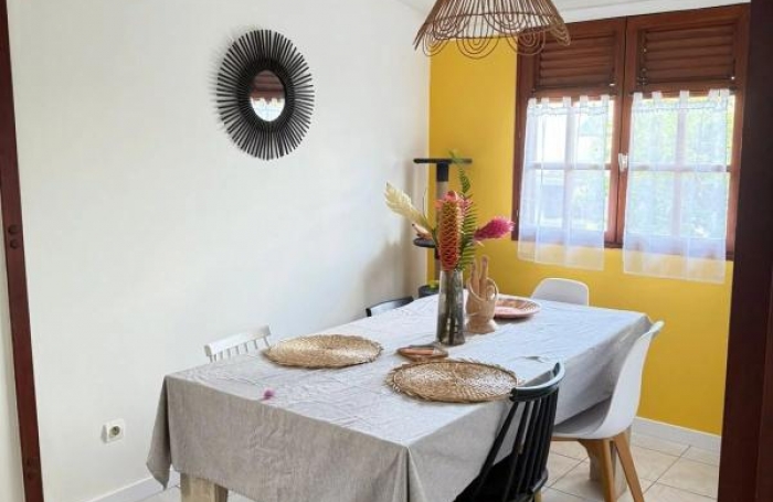 Vente Maison 55.52m&sup2; 3 pièces Rivi&egrave;re Sal&eacute;e