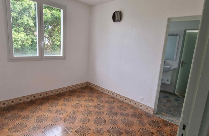 Spacieuse maison multi-niveaux   id&eacute;al famille ou investissement &agrave; Acajou au LAMENTIN