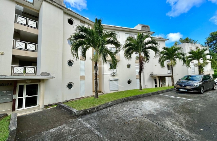 Vente Appartement 86.95m&sup2; 4 pi&egrave;ces Le Robert