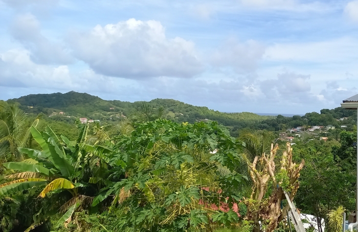 Beau terrain &agrave; batir vue mer et campagne