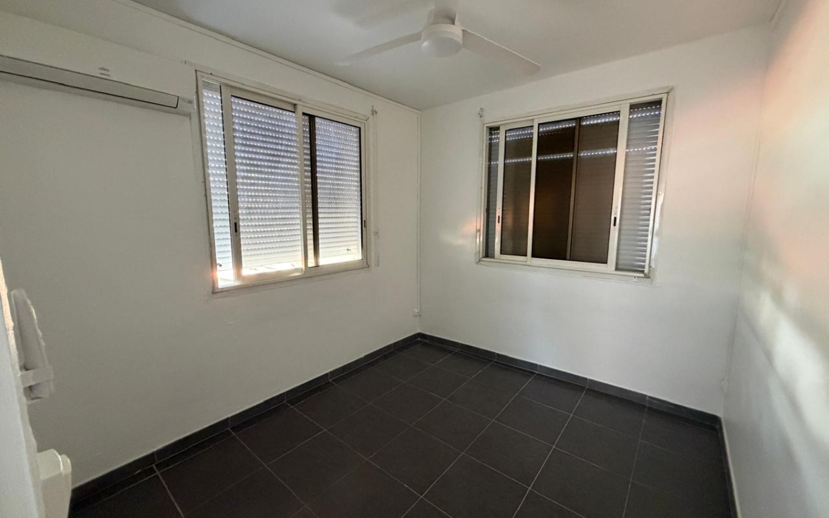 Cluny- Bureaux avec terrasse &ndash; Acc&egrave;s rocade imm&eacute;diat