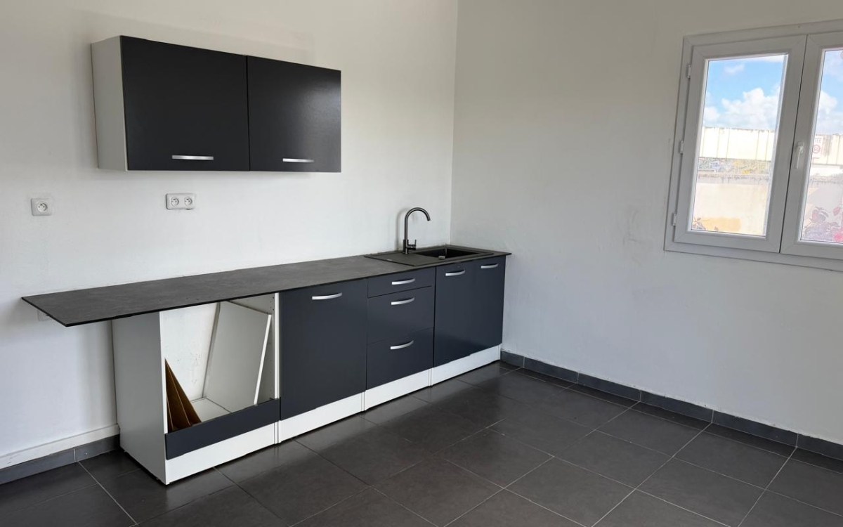 Cluny Appartement T3 &ndash; 62 m&sup2; &ndash; Terrasse &ndash; Parking -950&euro;/mois