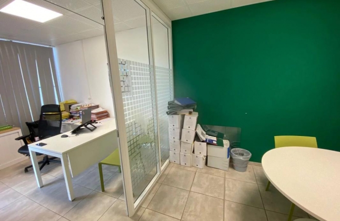 Location Bureaux 40m&sup2; 2 pièces Schoelcher