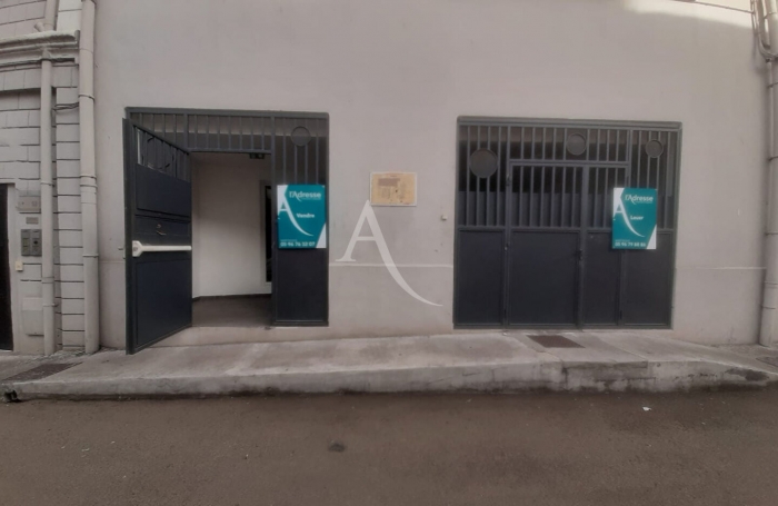 Vente Local commercial 197m&sup2; 7 pi&egrave;ces Fort de france