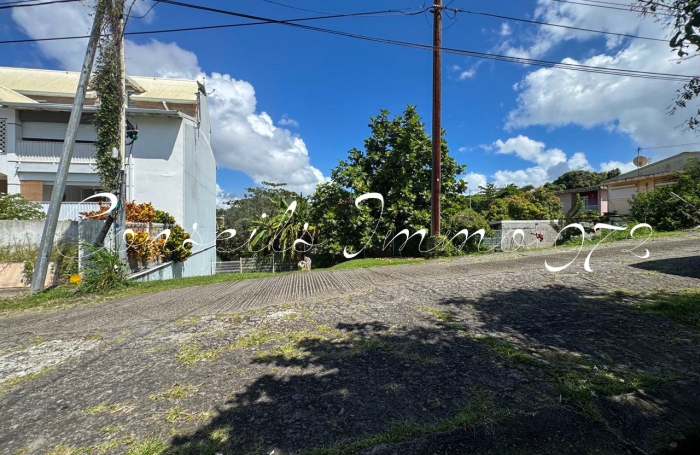 Terrain &agrave; Sch&oelig;lcher - Petit par la taille, grand par le potentiel &agrave; Plateau Fofo