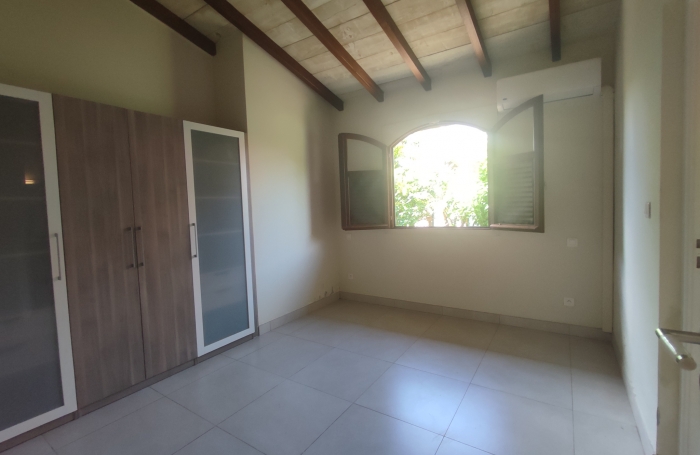 Villa prestige T5 au charme cr&eacute;ole - Cap Est