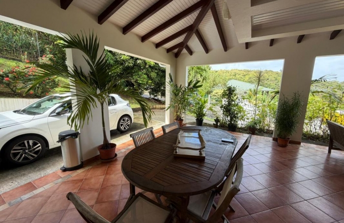 Vente Maison 109.4m&sup2; 4 pièces Rivi&egrave;re Sal&eacute;e