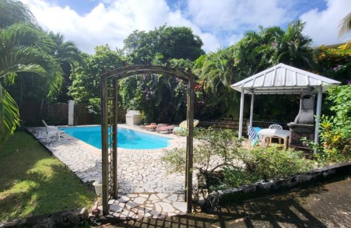 Vente Maison 184.65m&sup2; 4 pièces Le Robert