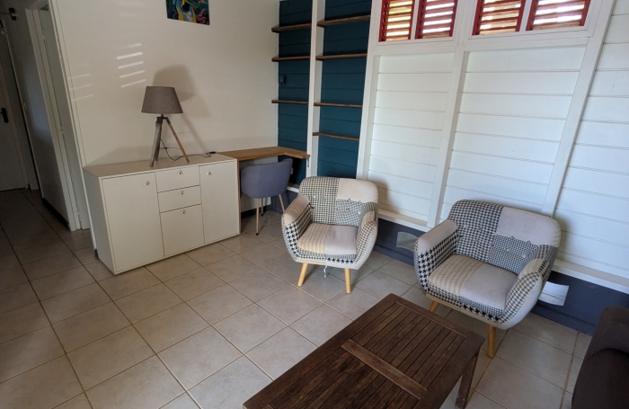 Jolie maison F3 au calme