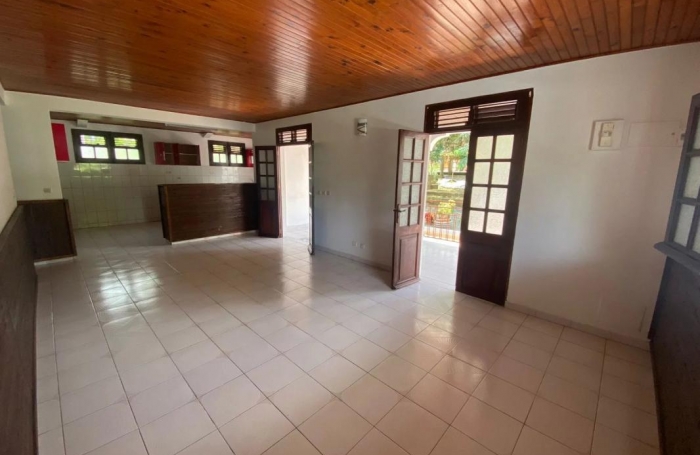 Location Appartement 85m&sup2; 3 pièces Sainte Marie