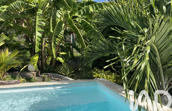 Vente Divers 173m&sup2; 5 pièces Sainte Anne