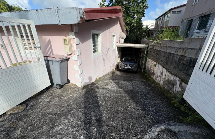 Spacieuse Maison F4 proche de toutes commodit&eacute;s - DUCOS